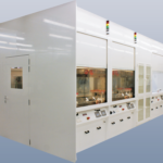 2 x 4 fume hoods in island positioning with service-room
